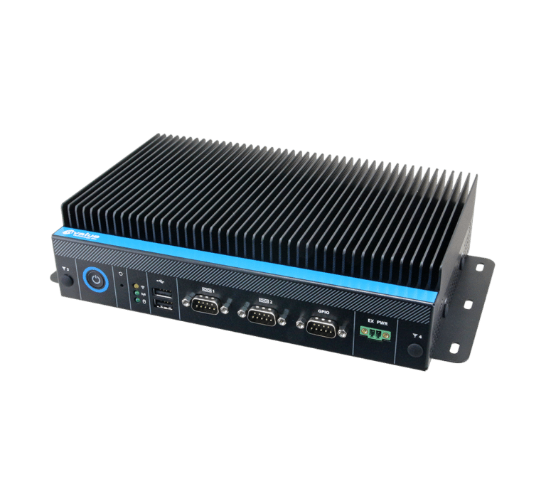 Industriel computer med flere porte og køleplade